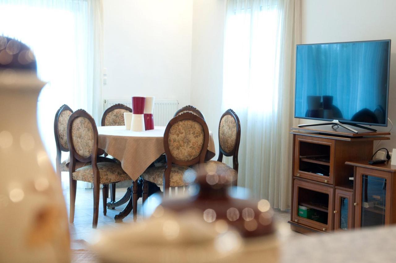Oasis Olympia Apartments Smila Екстериор снимка