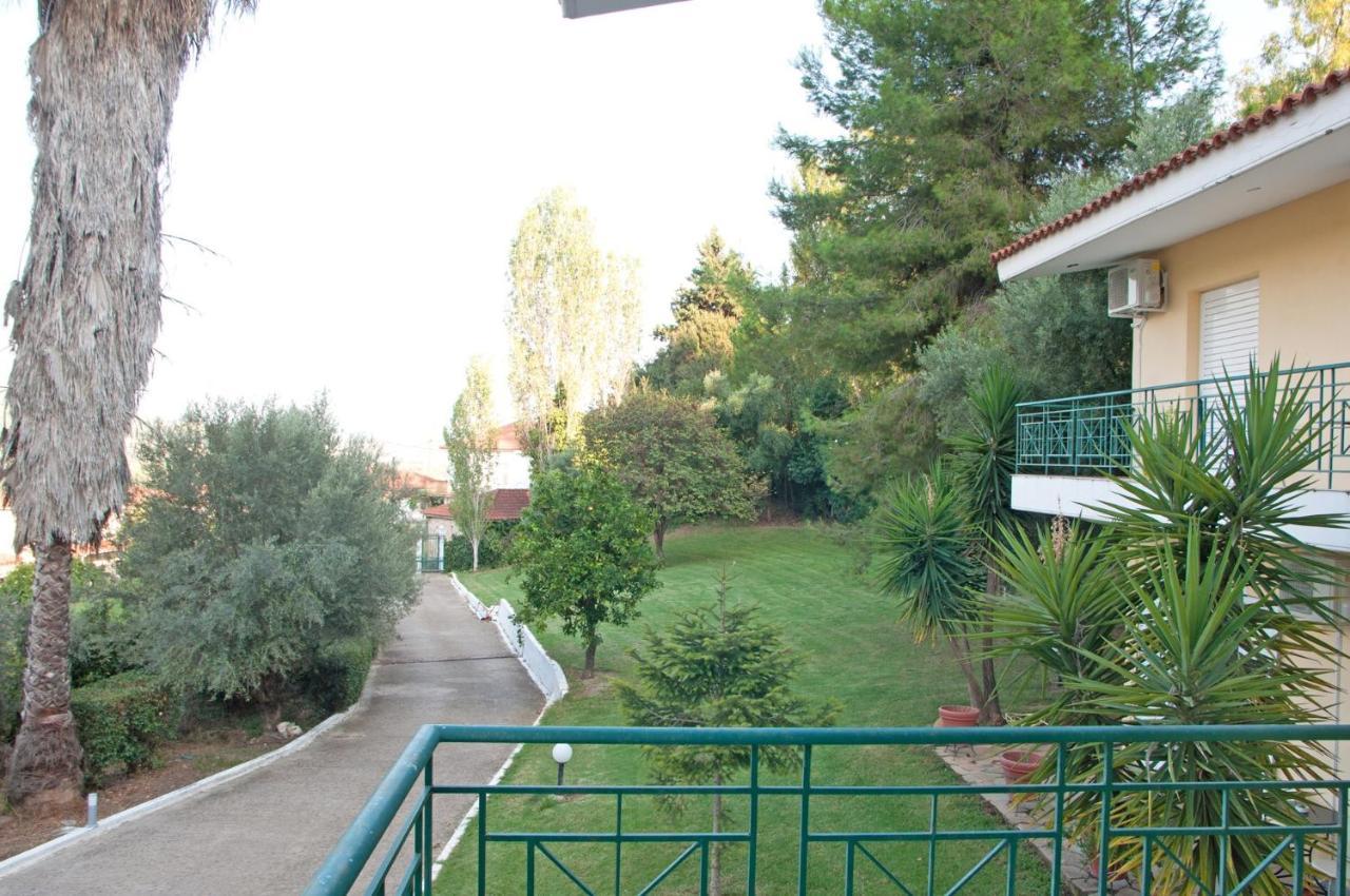 Oasis Olympia Apartments Smila Екстериор снимка